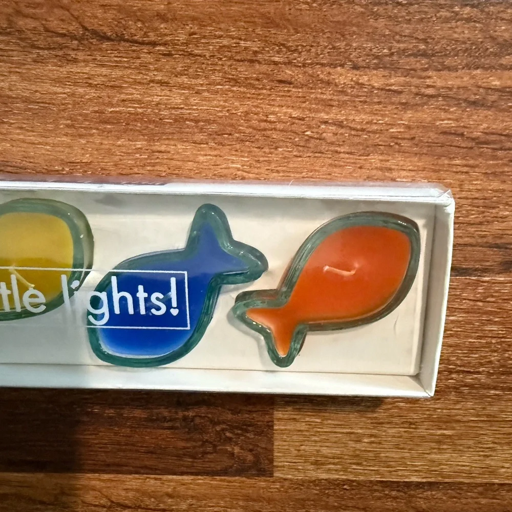 LITTLE LIGHTS Fish and Seashell Candles (8)